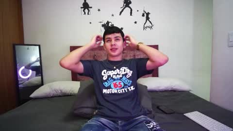 andrew restrepo online show from October 15, 7:58 pm