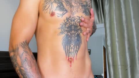 andrew_sanders69 online show from December 3, 11:59 pm