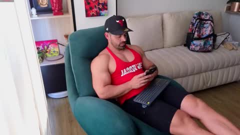 Andrew online show from September 28, 8:29 pm