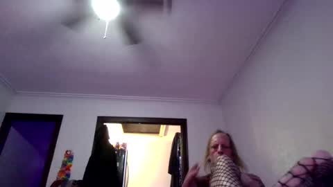 andrewgennie online show from March 17, 5:23 am