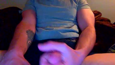 Snapshot of andrewholdsteady chatting on February 22, 4:51 am andrewholdsteady online show from February 22, 4:51 am