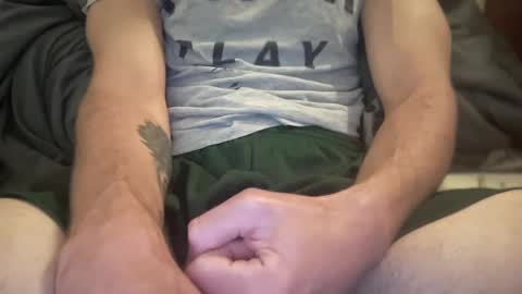 Snapshot of andrewholdsteady chatting on October 24, 11:05 pm andrewholdsteady online show from October 24, 11:05 pm