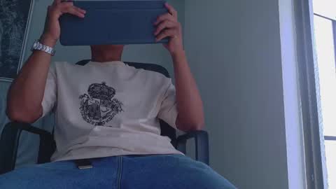 ANDREW KENNOXX online show from February 14, 7:27 pm