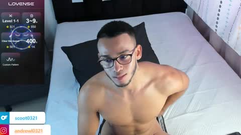 Snapshot of andrewl0321 chatting on February 20, 2:02 pm Follow me in Fansly     online show from February 20, 2:02 pm