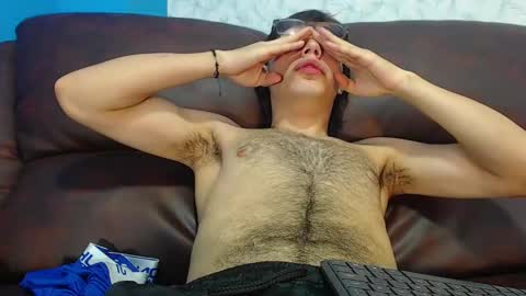 AndreW White online show from January 18, 11:00 pm