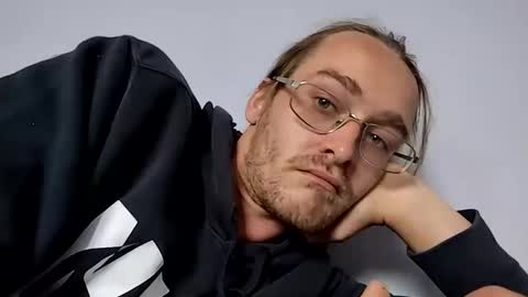 andrewwhitby online show from September 20, 1:03 pm