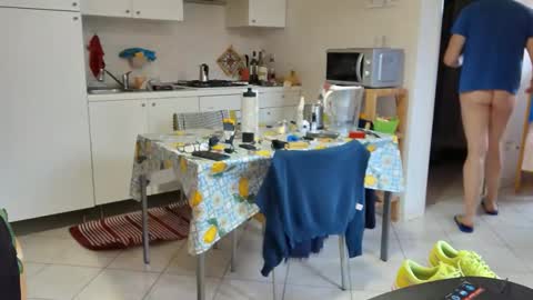 androx77 online show from December 22, 10:44 am