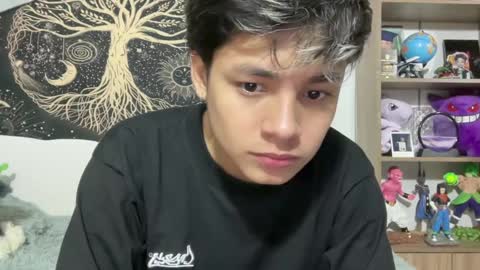 Andy online show from February 7, 1:32 pm