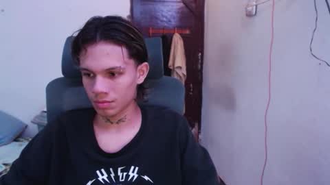 andy_dan1 online show from June 11, 8:01 am