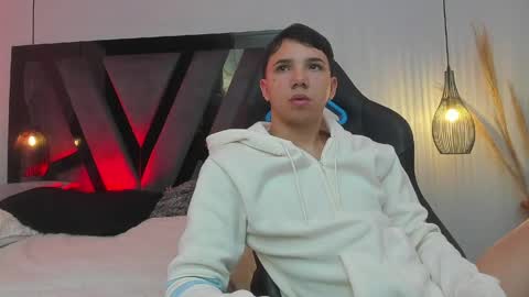 ANDY online show from June 6, 9:53 pm
