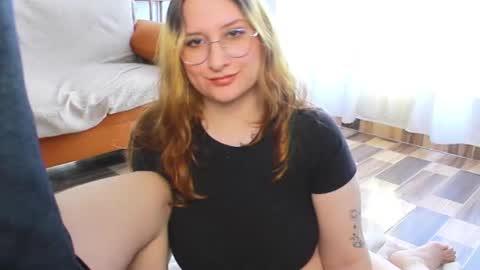 Cherry online show from December 2, 3:32 pm