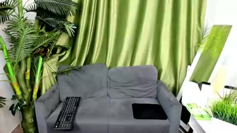 Mandy and Andy online show from July 8, 8:34 pm