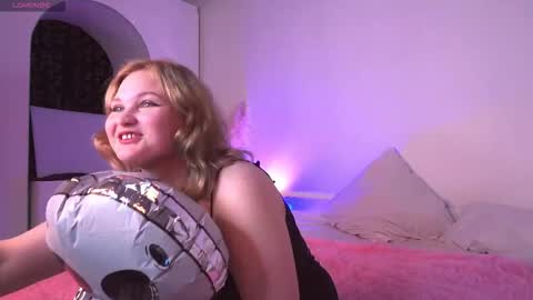 Mandy and Andy online show from October 22, 8:10 pm