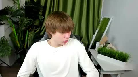 Mandy and Andy online show from July 5, 6:59 pm