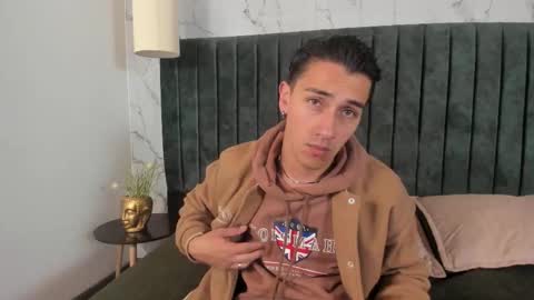 Andy Joy  online show from March 4, 12:02 pm