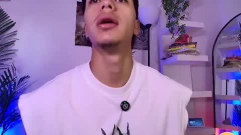 andypalmerr online show from June 13, 11:42 am