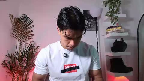 andypalmerr online show from June 16, 5:22 am