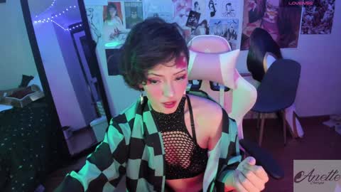 Snapshot of anette_sf chatting on December 15, 6:29 am Anette Scorpio online show from December 15, 6:29 am