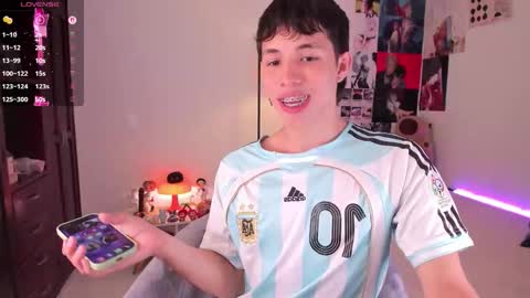 Angel   help me with 100 thumbs up online show from October 6, 9:43 pm