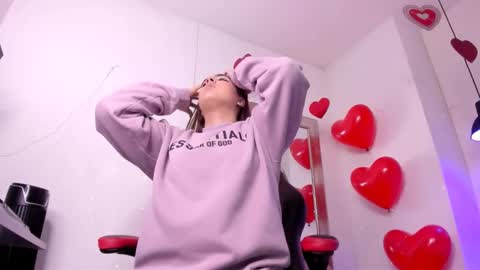 angel hardy online show from February 19, 10:36 am