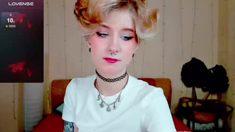 Angel Dust online show from November 10, 8:06 am