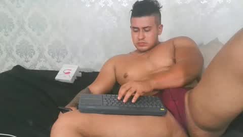 Angel Lein online show from November 5, 10:01 pm