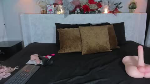 Angel  online show from December 21, 10:40 pm