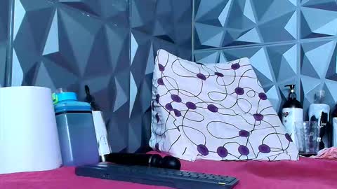 angel red77 online show from October 3, 8:50 pm