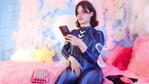 Angel online show from November 22, 3:10 pm