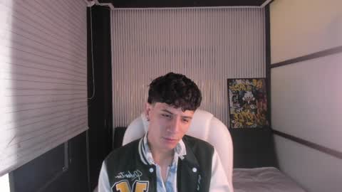 Angel online show from April 9, 12:11 pm