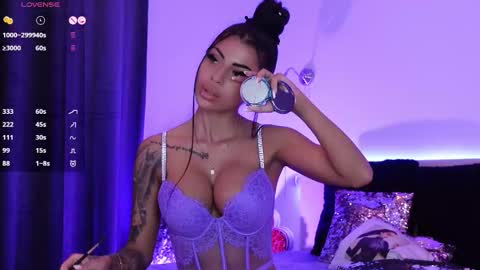 Angela online show from October 24, 1:56 pm