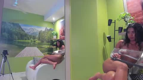 angela_rendon online show from July 28, 4:39 pm