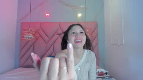 ANGELA online show from May 6, 12:11 pm