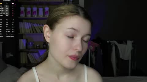 Mary online show from February 5, 11:36 am