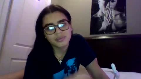 angelabvalle online show from March 6, 6:07 pm