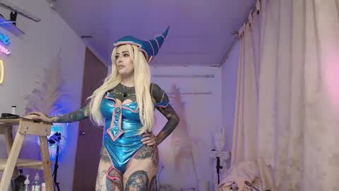 Angela Cianuro online show from April 2, 3:36 am