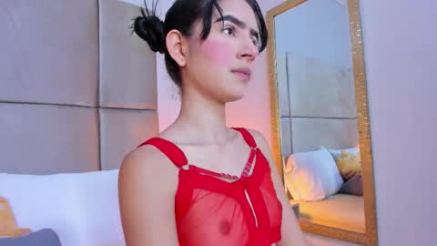 angelag_ online show from November 19, 9:13 pm