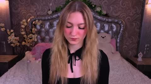 angelanabelle online show from April 8, 9:07 pm