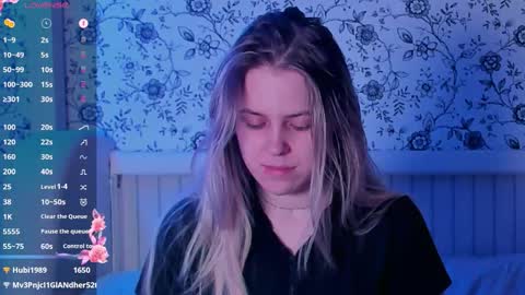 Darsi Anty online show from February 19, 3:55 pm