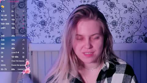 Darsi Anty online show from February 6, 2:31 pm