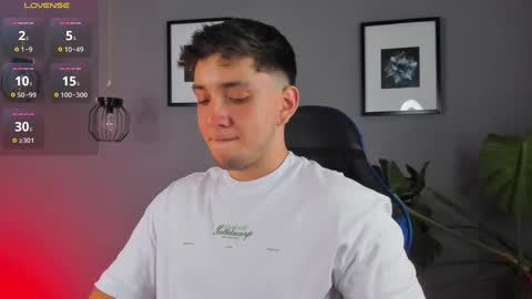 angelbell19 online show from December 14, 11:12 pm