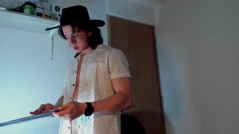 Angel Bennet online show from December 3, 11:16 pm