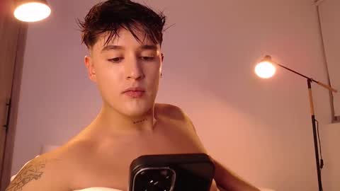 Angel online show from November 28, 12:40 am