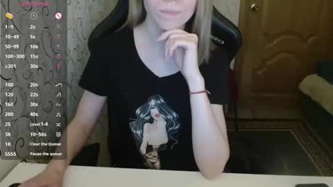 AngelCute32 online show from April 12, 4:44 pm