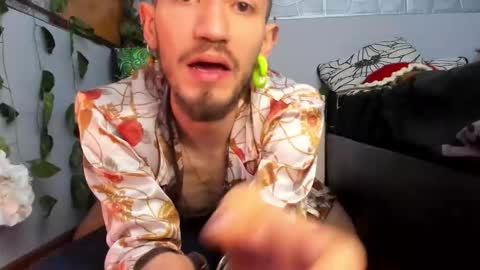 angeldamianart online show from January 14, 12:57 pm