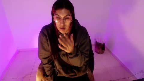 angele online show from March 14, 7:29 pm