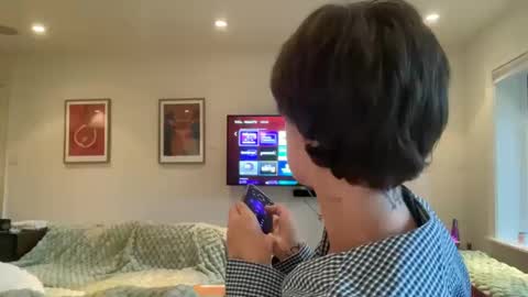 angeleleven11 online show from September 15, 1:18 am