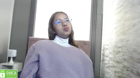Snapshot of angeles_azul chatting on October 23, 1:34 pm angel online show from October 23, 1:34 pm