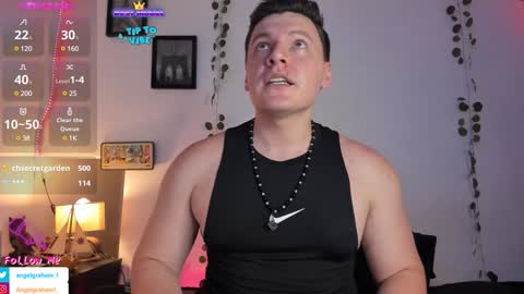 Snapshot of angelgraham_ chatting on January 20, 5:59 pm Angel online show from January 20, 5:59 pm