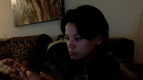 Snapshot of angelia01m chatting on October 31, 1:50 am angelia01m online show from October 31, 1:50 am